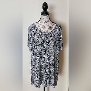 APT 9 - Scoop Neck Tunic Animal Print  1X